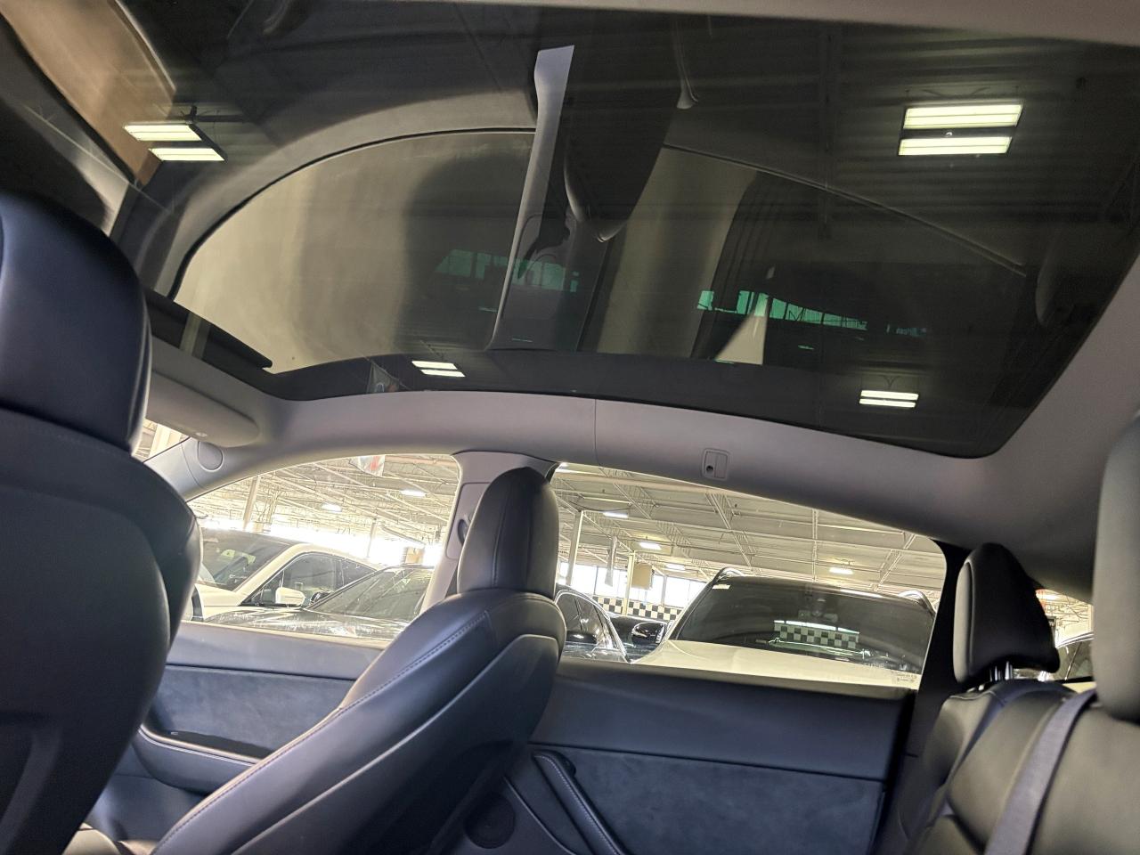 2022 Tesla Model Y Long Range AWD|DUALMOTOR|ACCELBOOST|AUTOPILOT|NAV| Photo