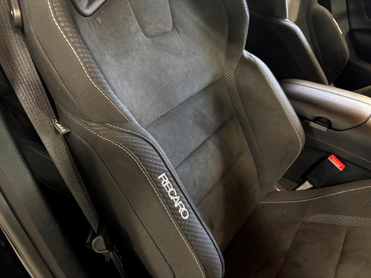 2017 Ford Mustang Shelby GT350|FASTBACK|MANUAL|BREMBO|ALCANTARA|CAM| Photo