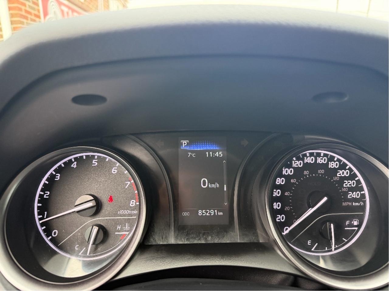 2023 Toyota Camry SE | Clean CARFAX | Very Well Maintained Photo