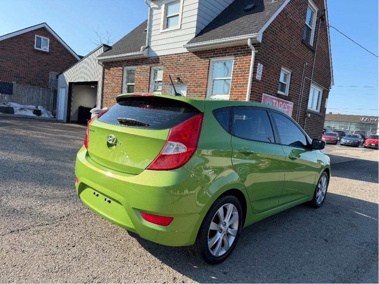 2014 Hyundai Accent GLS | Very Low Mileage | Drives Great !! Photo