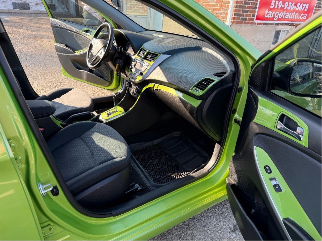 2014 Hyundai Accent GLS | Very Low Mileage | Drives Great !! Photo