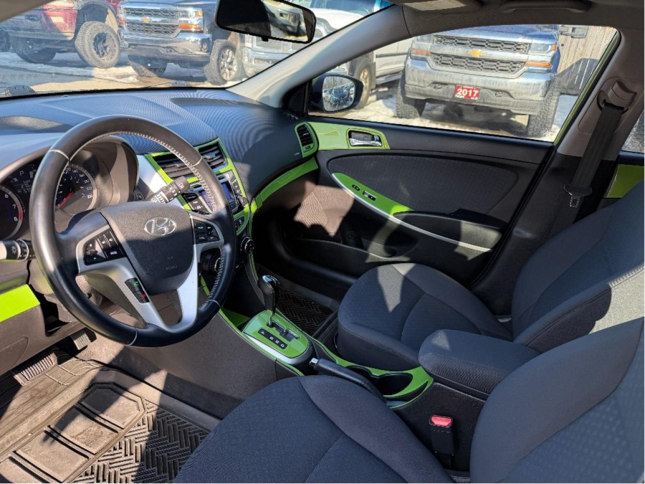 2014 Hyundai Accent GLS | Very Low Mileage | Drives Great !! Photo