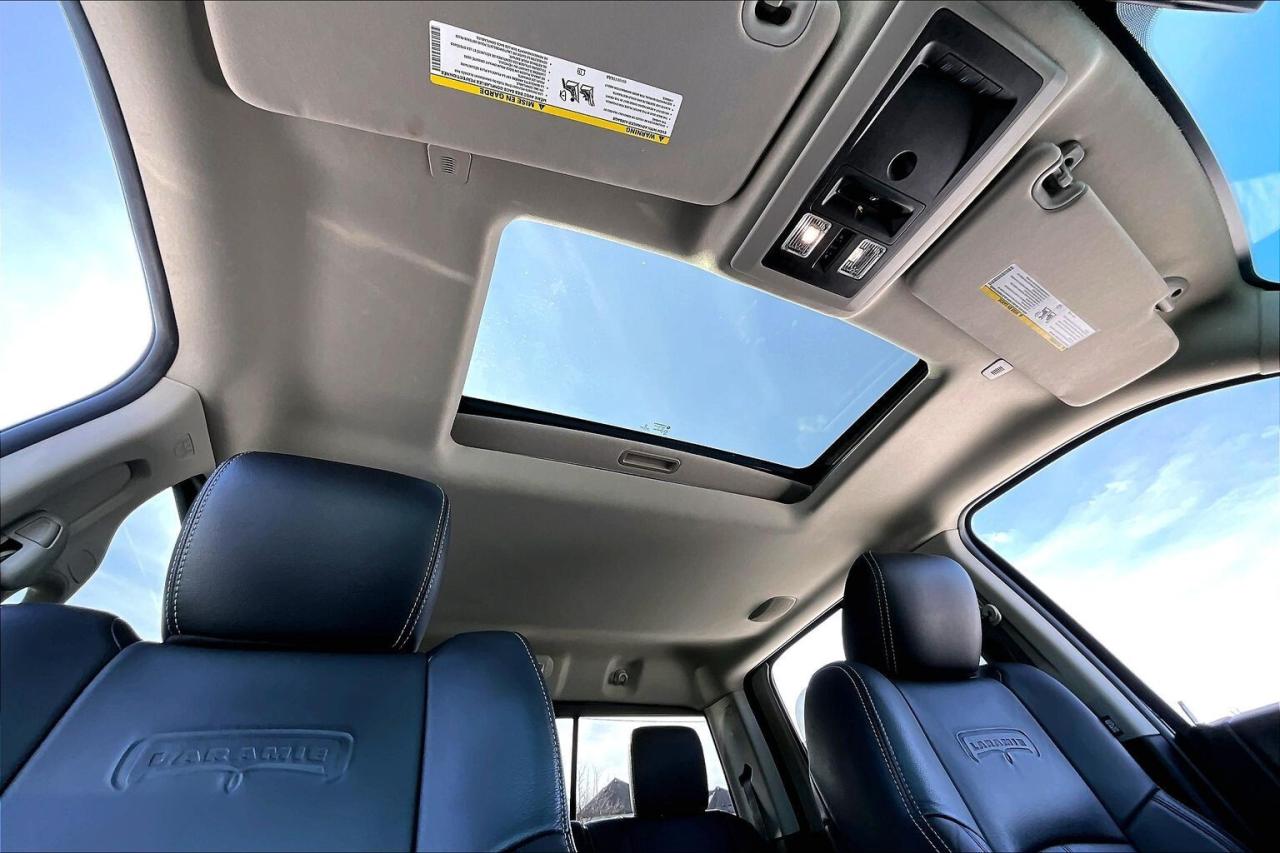 2019 RAM 1500 Classic Laramie EcoDiesel | Vented Leather | Sunroof | 4X4 Photo