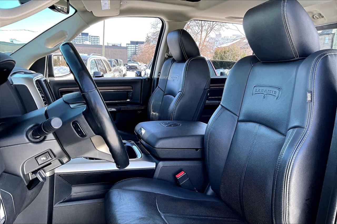 2019 RAM 1500 Classic Laramie EcoDiesel | Vented Leather | Sunroof | 4X4 Photo