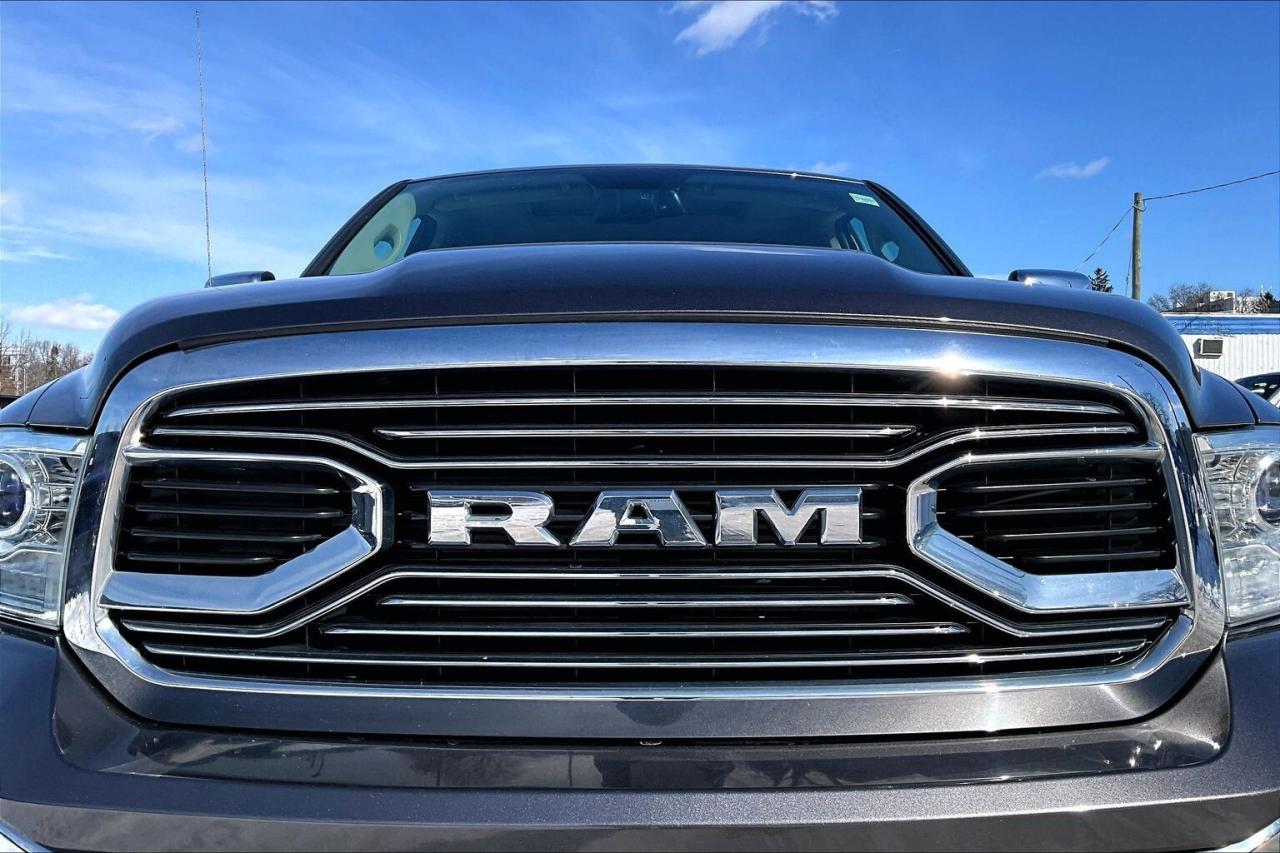 2019 RAM 1500 Classic Laramie EcoDiesel | Vented Leather | Sunroof | 4X4 Photo