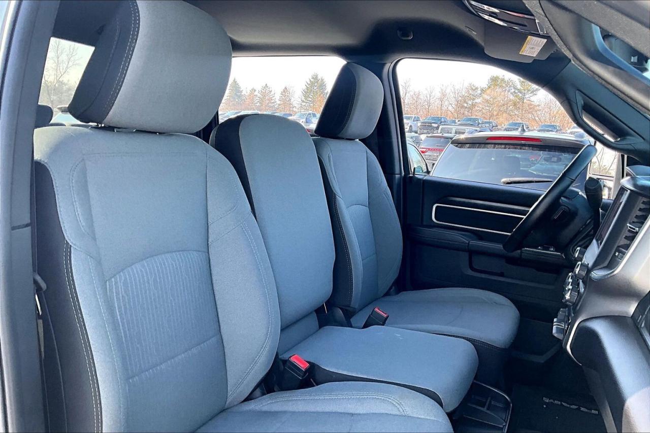 2024 RAM 3500 Big Horn Crew | 6.7L Diesel | Tow Pkg | 4X4 Photo