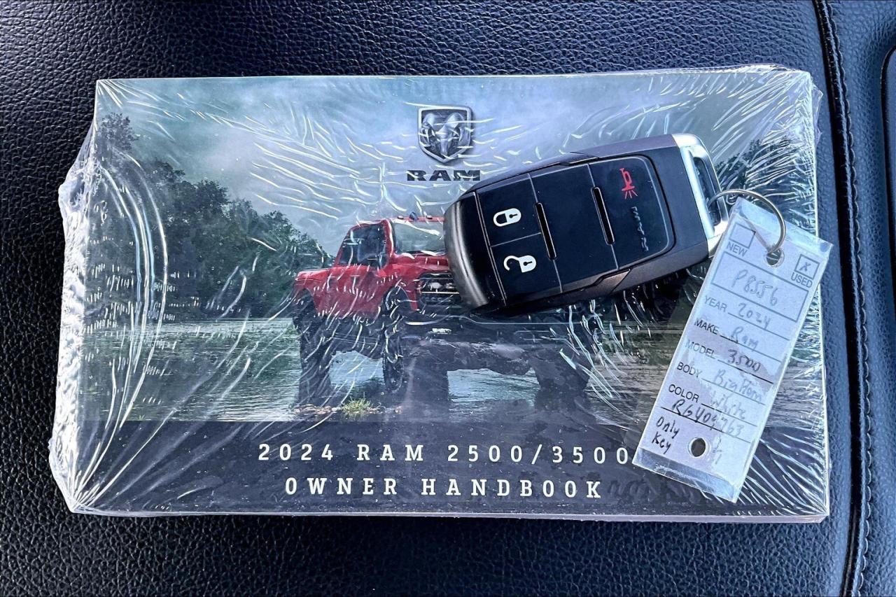 2024 RAM 3500 Big Horn Crew | 6.7L Diesel | Tow Pkg | 4X4 Photo