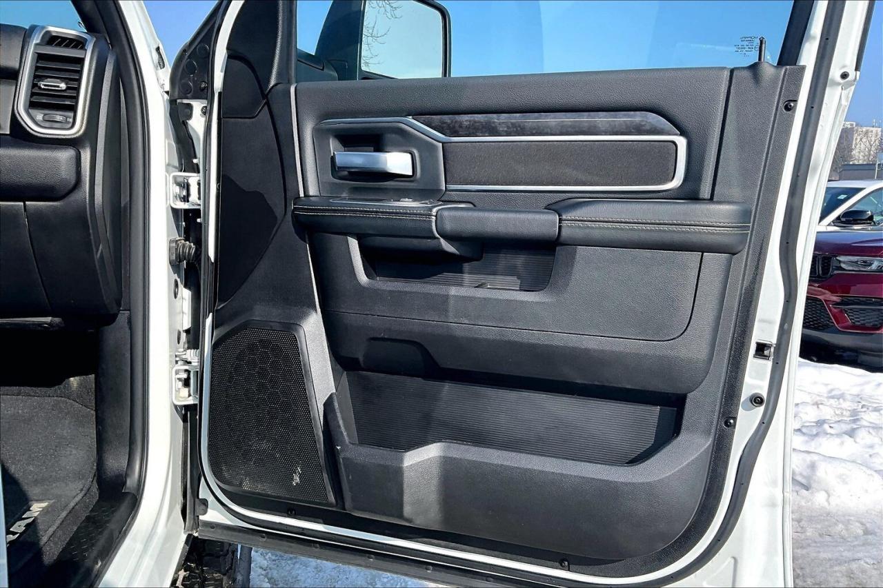 2024 RAM 3500 Big Horn Crew | 6.7L Diesel | Tow Pkg | 4X4 Photo