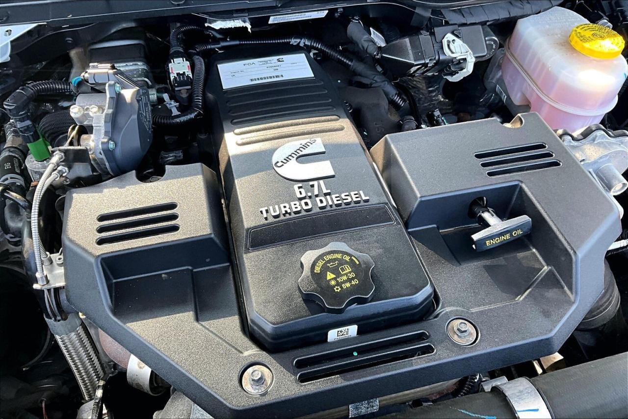2024 RAM 3500 Big Horn Crew | 6.7L Diesel | Tow Pkg | 4X4 Photo
