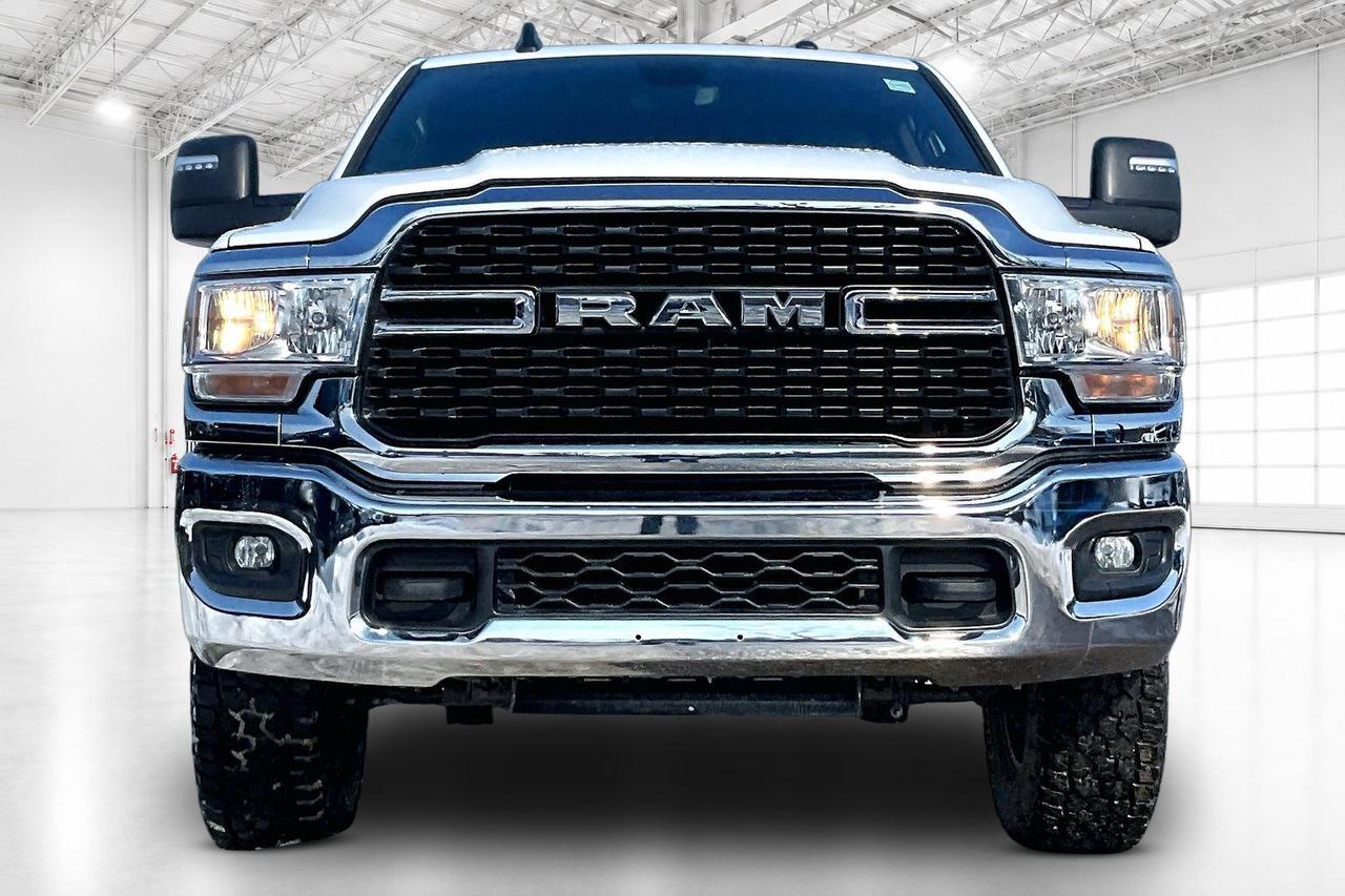 2024 RAM 3500 Big Horn Crew | 6.7L Diesel | Tow Pkg | 4X4 Photo2