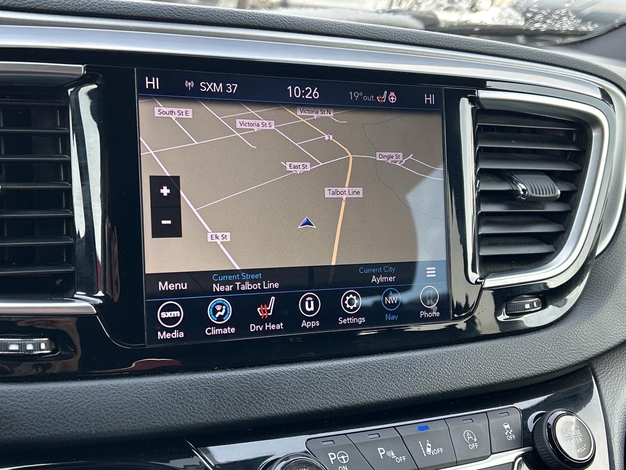 2019 Chrysler Pacifica TOURING- L PLUS S, CLEAN CARFAX, REMOTE START! - Photo #22