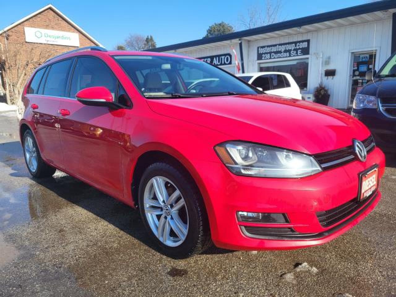 2015 Volkswagen Golf SPORTWAGEN TDI Photo