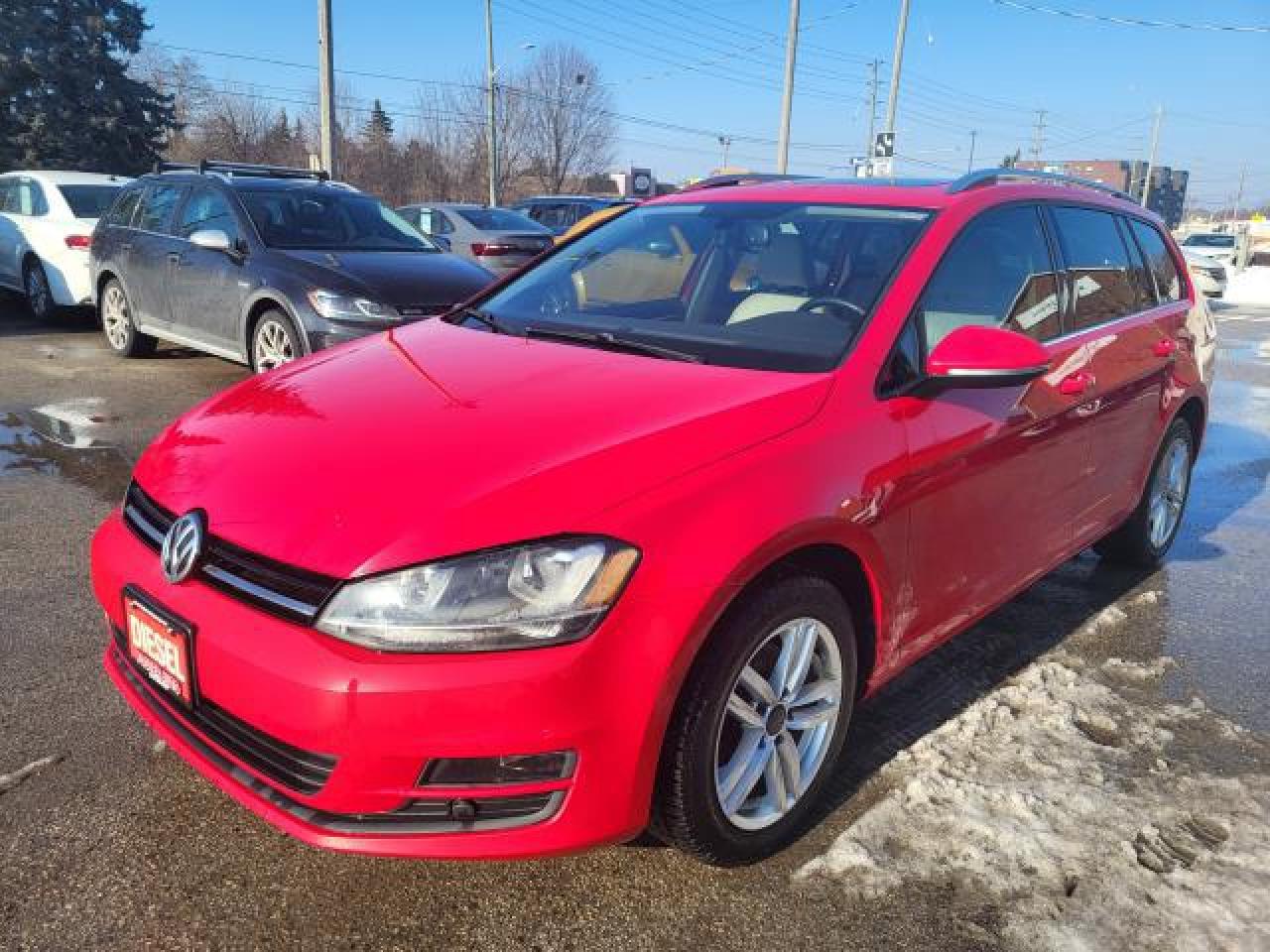 2015 Volkswagen Golf SPORTWAGEN TDI Photo