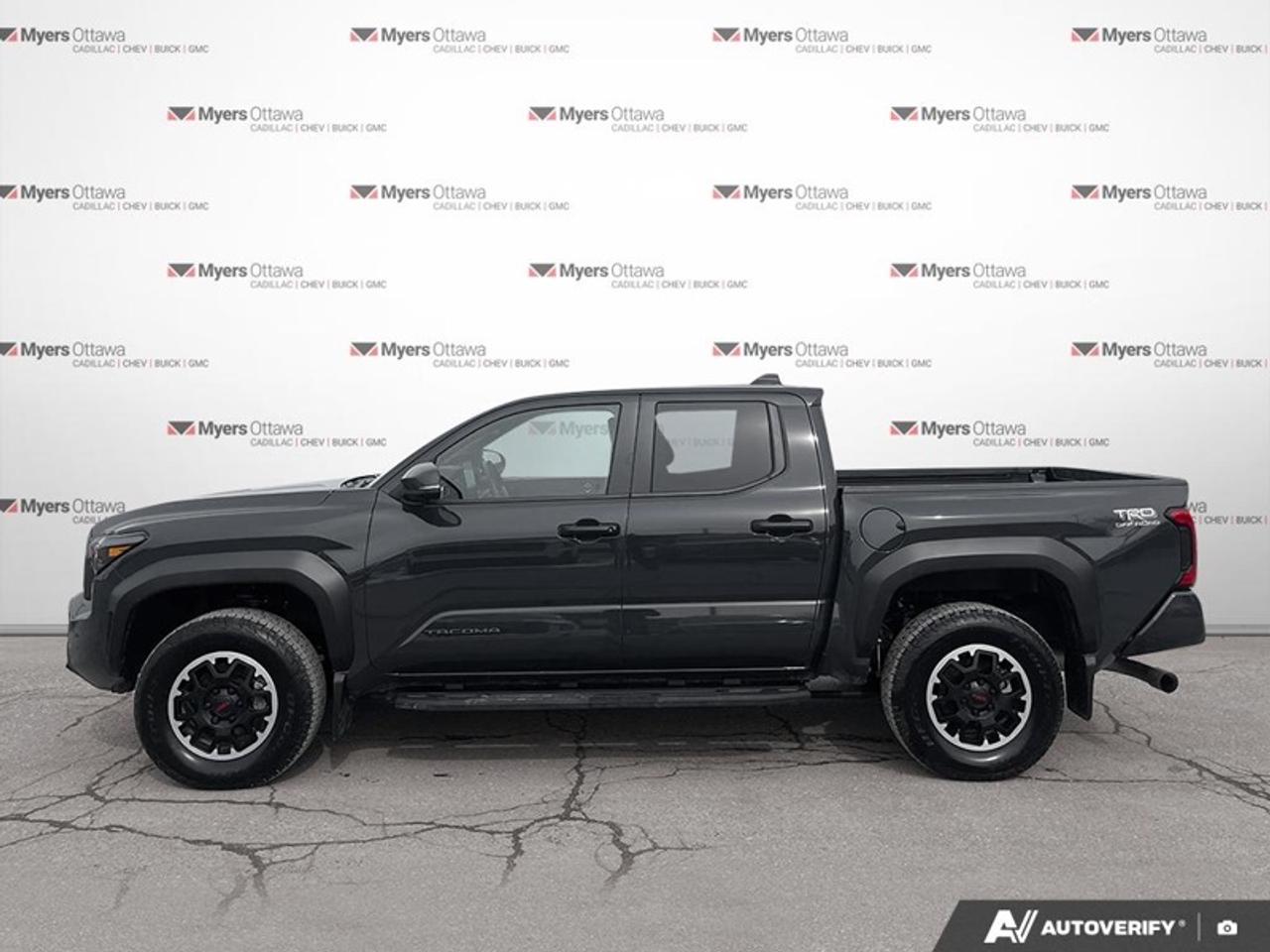 2024 Toyota Tacoma TRD Off Road  TRD OFFROAD W/PREMIUM PACK! Photo2