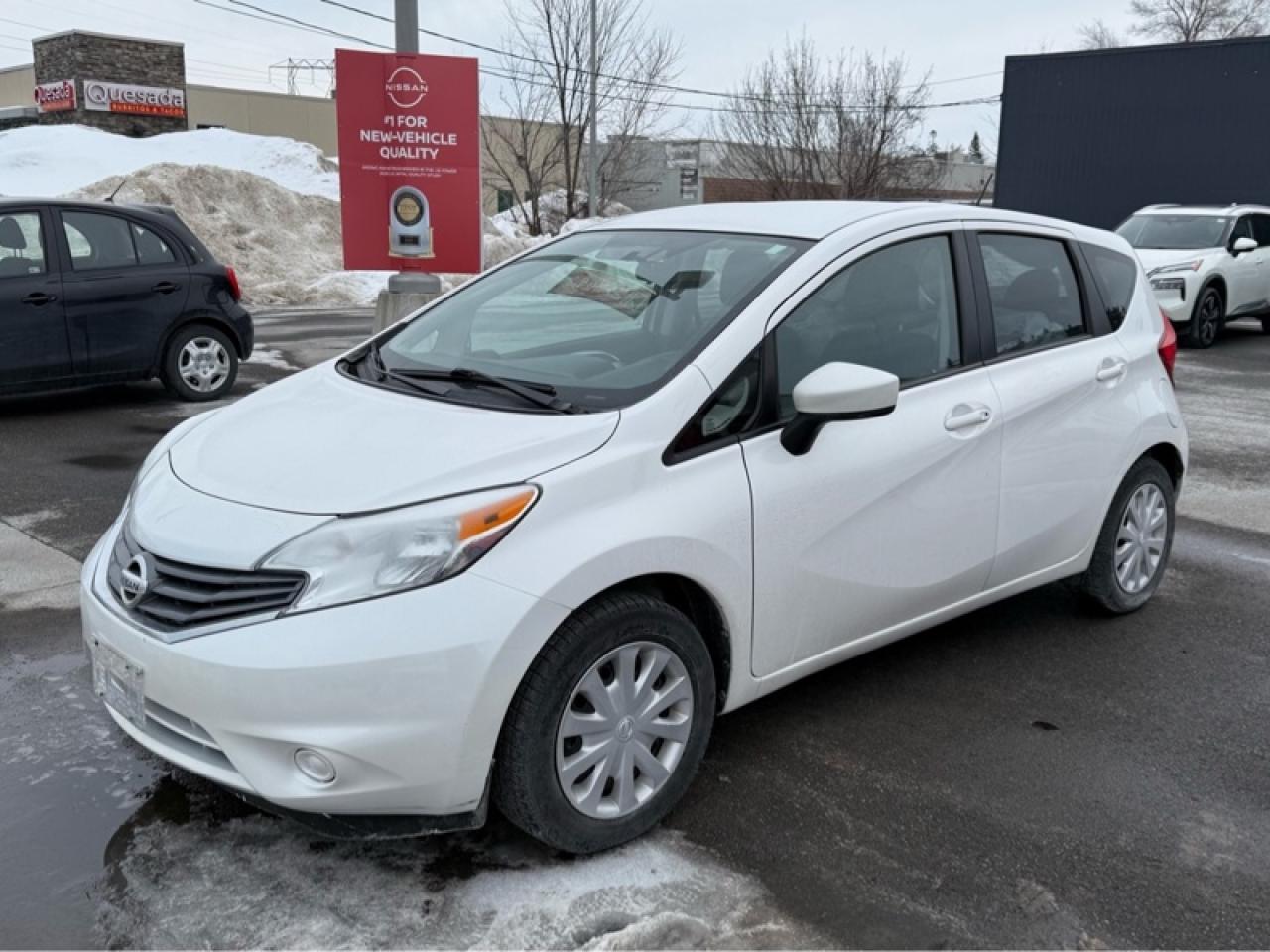 2016 Nissan Versa Note 1.6 SV  - Low Mileage Photo