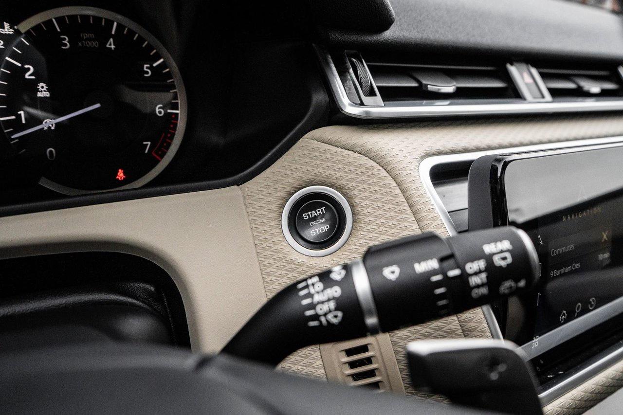 2023 Land Rover Range Rover Velar S Photo