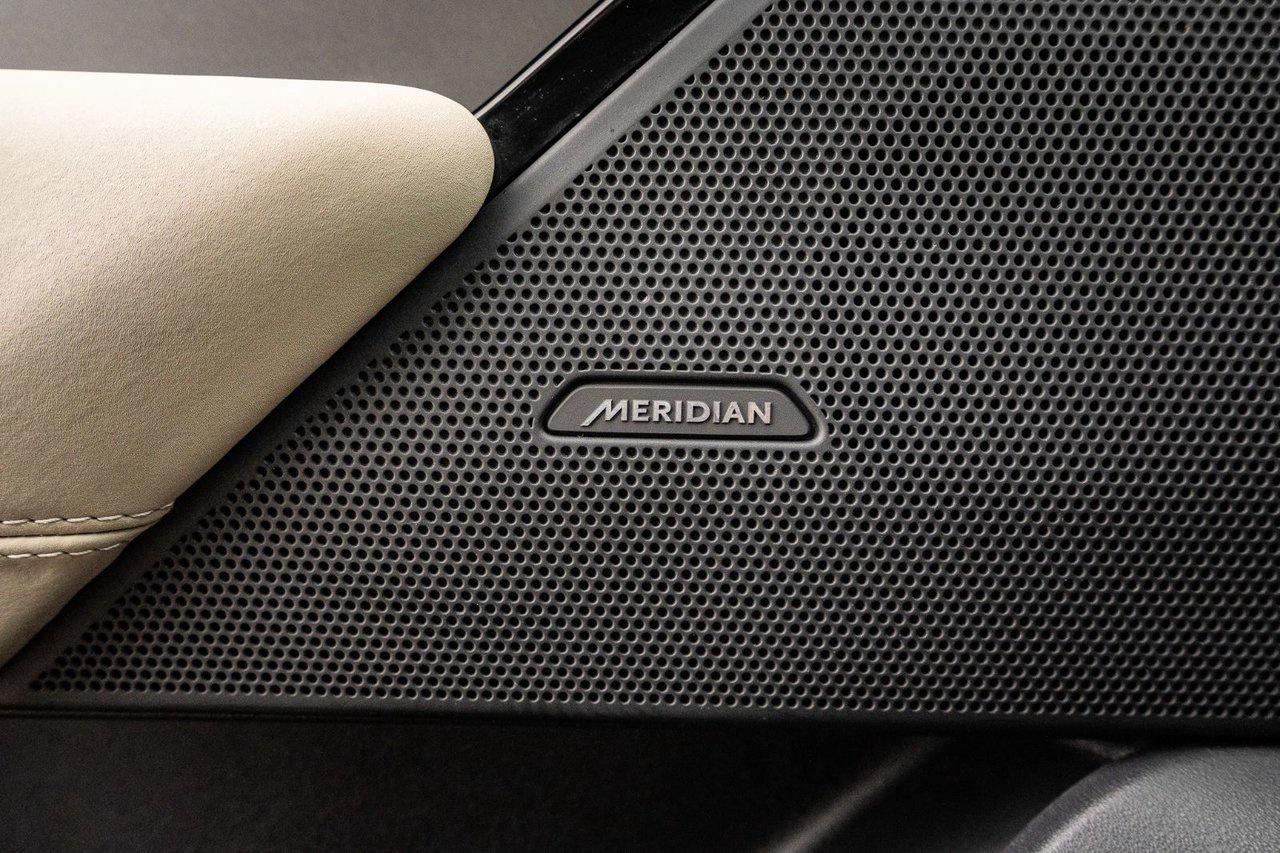 2023 Land Rover Range Rover Velar S Photo