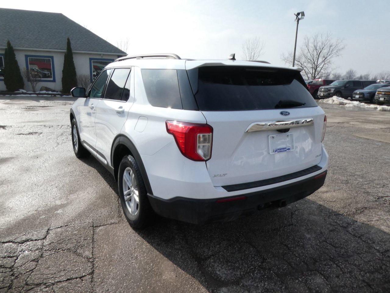 2021 Ford Explorer XLT Photo