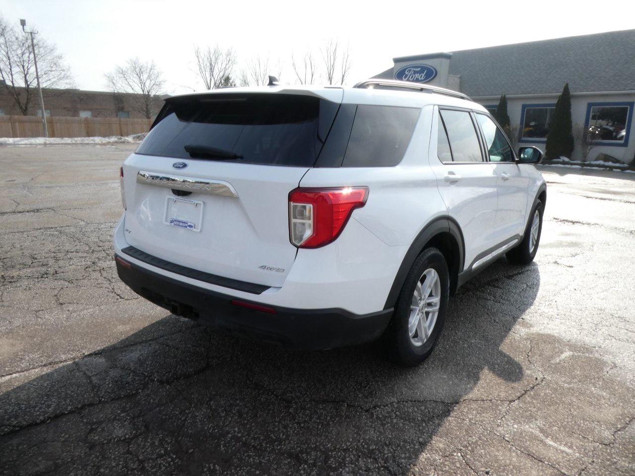 2021 Ford Explorer XLT Photo