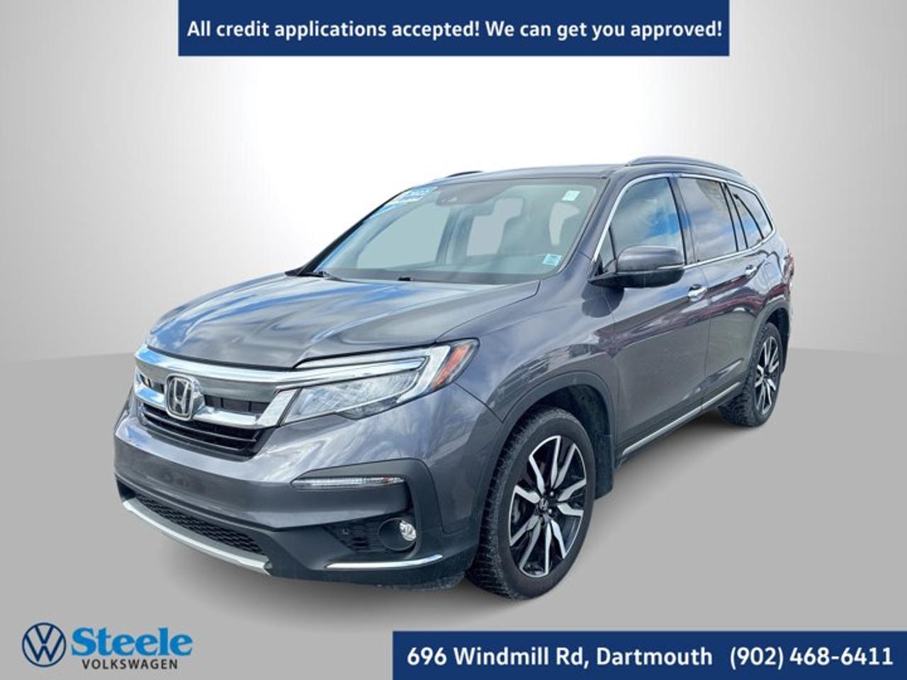 New Price!CARFAX Canada No Reported Accidents2022 Honda Pilot Touring 8 Passenger 4D Sport Utility Gray AWD 9-Speed Automatic 3.5L V6 SOHC i-VTEC 24VSteele Auto Certified, At Steele Volkswagen, we have financing options available for all credit situations!, AWD, 3rd row seats: split-bench, Alloy wheels, Apple CarPlay/Android Auto, Four wheel independent suspension, Heated front seats, Heated rear seats, Memory seat, Power driver seat, Power Liftgate, Power moonroof, Remote keyless entry.This 2022 Honda Pilot Touring will not last long!! Call Now to reserve your Test Drive appointment!! 1-902-468-6411 or chat with us online at www.steelevw.ca.