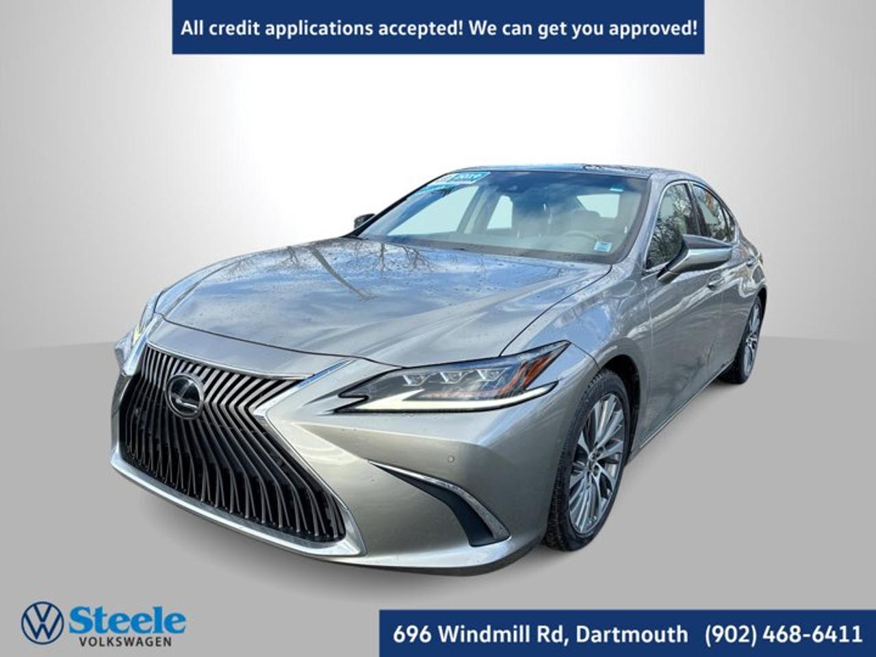 New Price!2019 Lexus ES 350 4D Sedan Silver FWD 8-Speed Automatic 3.5L V6 24VSteele Auto Certified, At Steele Volkswagen, we have financing options available for all credit situations!, Black Artificial Leather, 10 Speakers, 10-Way Power Adjustable Front Seats, Alloy wheels, NuLuxe Seat Trim, Power moonroof, Radio: Lexus Premium Sound System w/10 Speakers.This 2019 Lexus ES 350 will not last long!! Call Now to reserve your Test Drive appointment!! 1-902-468-6411 or chat with us online at www.steelevw.ca.Odometer is 14184 kilometers below market average!