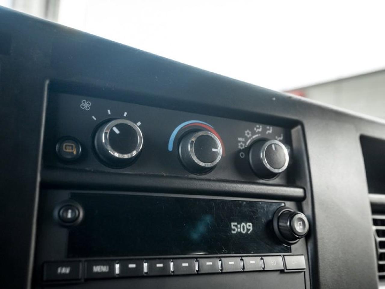 2023 GMC Savana Cargo Van RWD 2500 135" WB Cargo Partition Rear Back-Up  Camera Photo