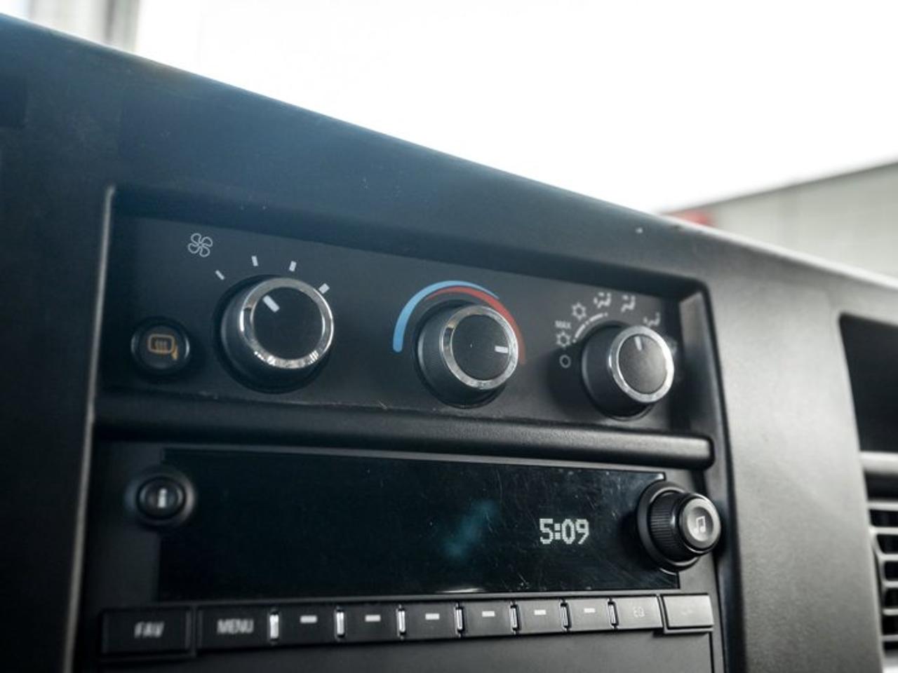 2023 GMC Savana Cargo Van RWD 2500 135" WB Cargo Partition Rear Back-Up  Camera Photo