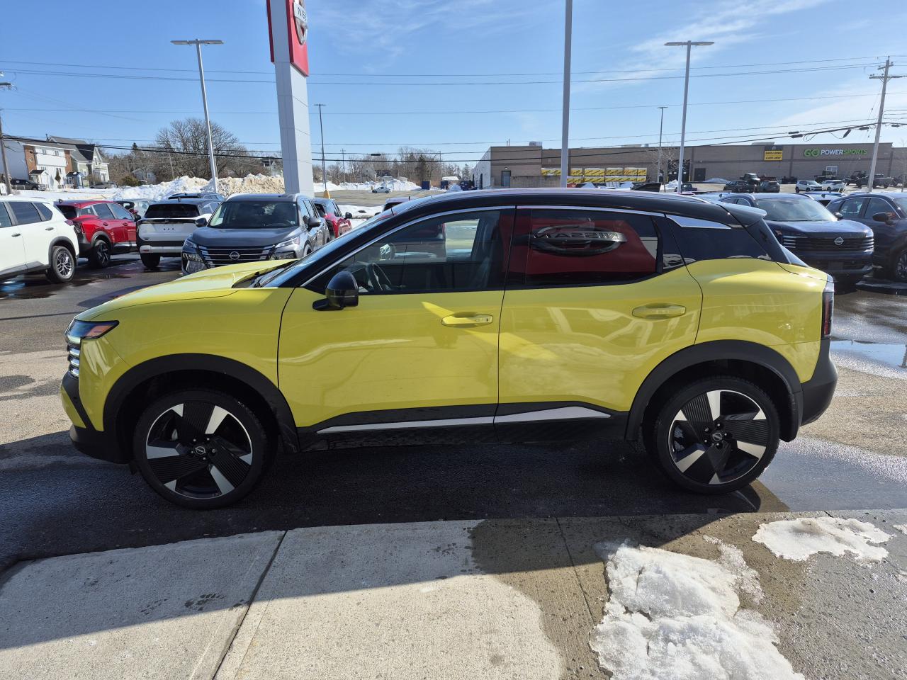 2025 Nissan Kicks SR PREMIUM Photo3