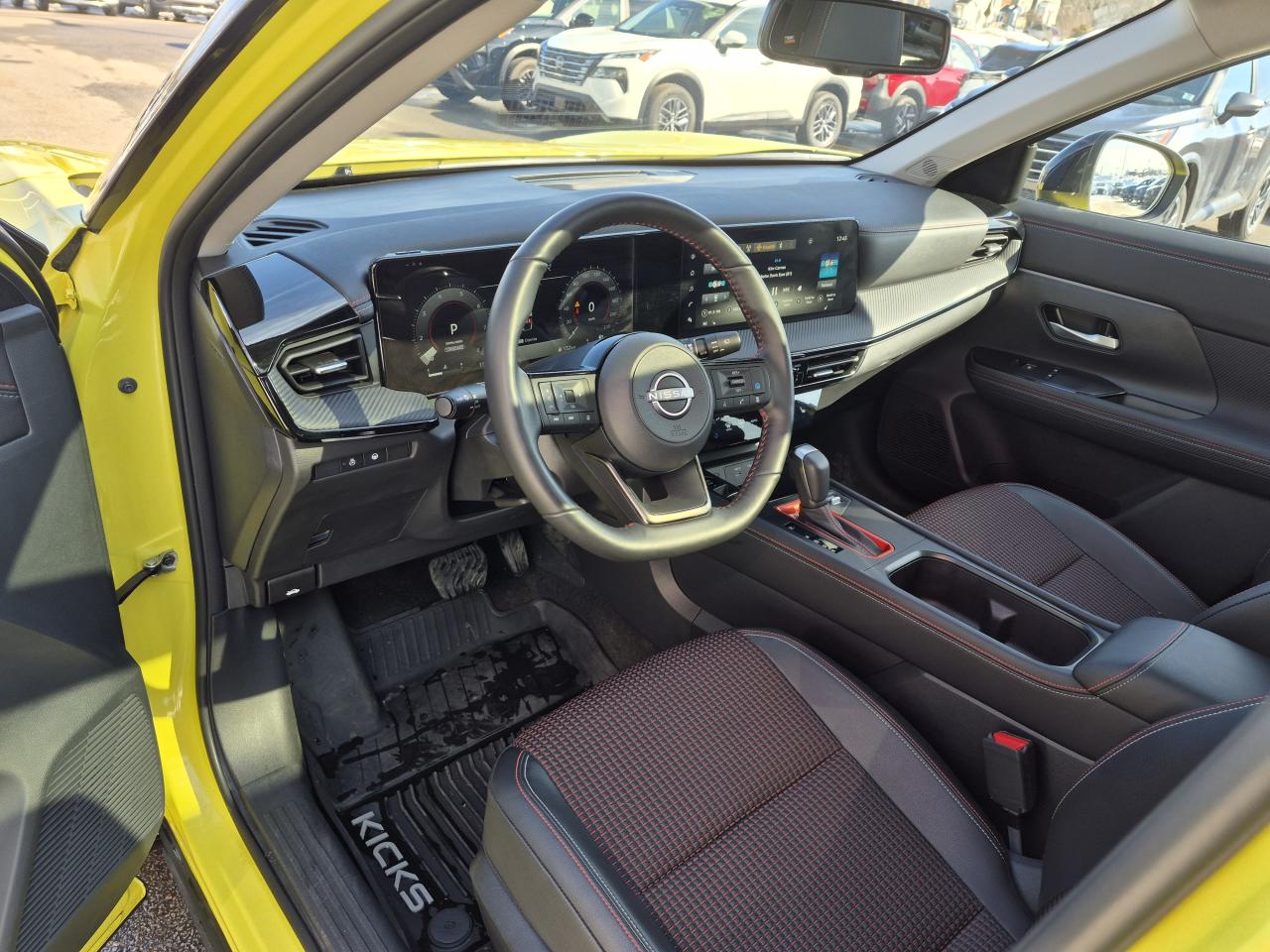 2025 Nissan Kicks SR PREMIUM Photo6