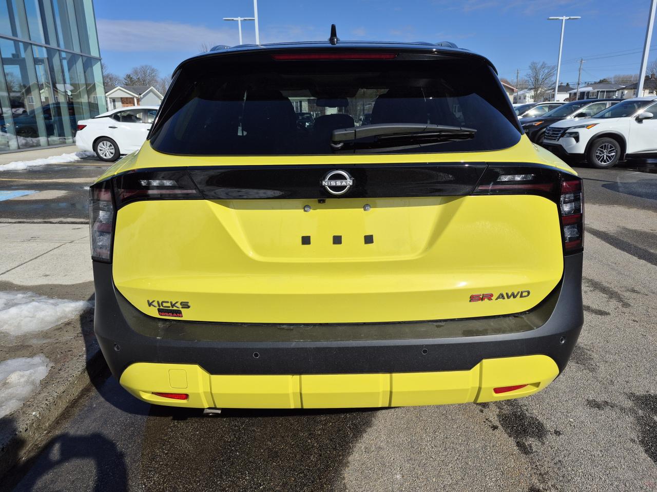 2025 Nissan Kicks SR PREMIUM Photo4