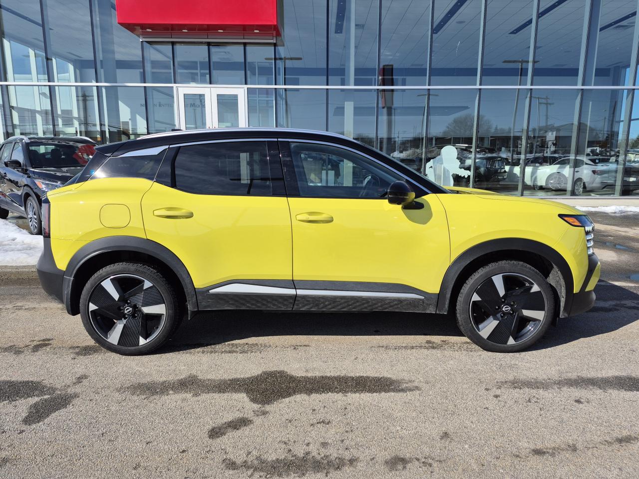 2025 Nissan Kicks SR PREMIUM Photo5