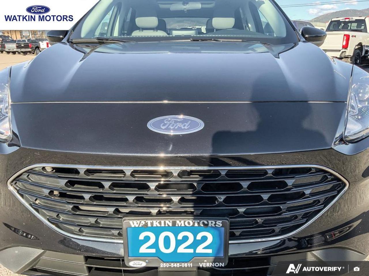2022 Ford Escape SE Hybrid AWD Photo11