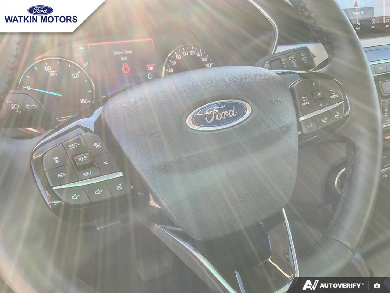 2022 Ford Escape SE Hybrid AWD Photo18