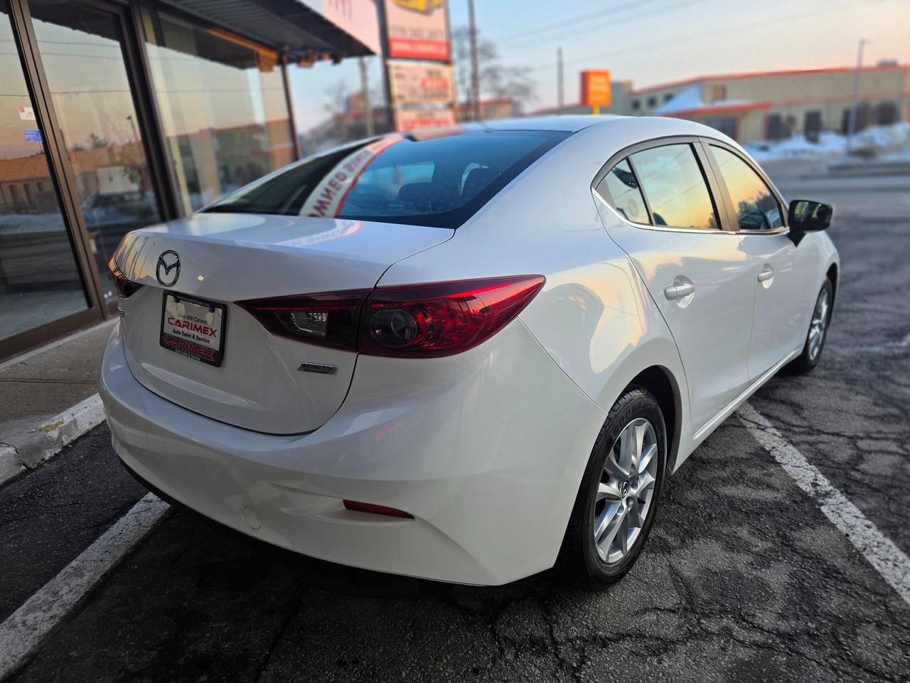 2016 Mazda MAZDA3 GS Accident Free | Navi | Heated Seats | Backup Camera Photo