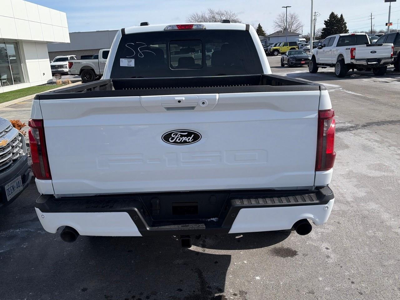 2026 Ford F-150 XLT 4WD SuperCrew 5.5' Box Photo3