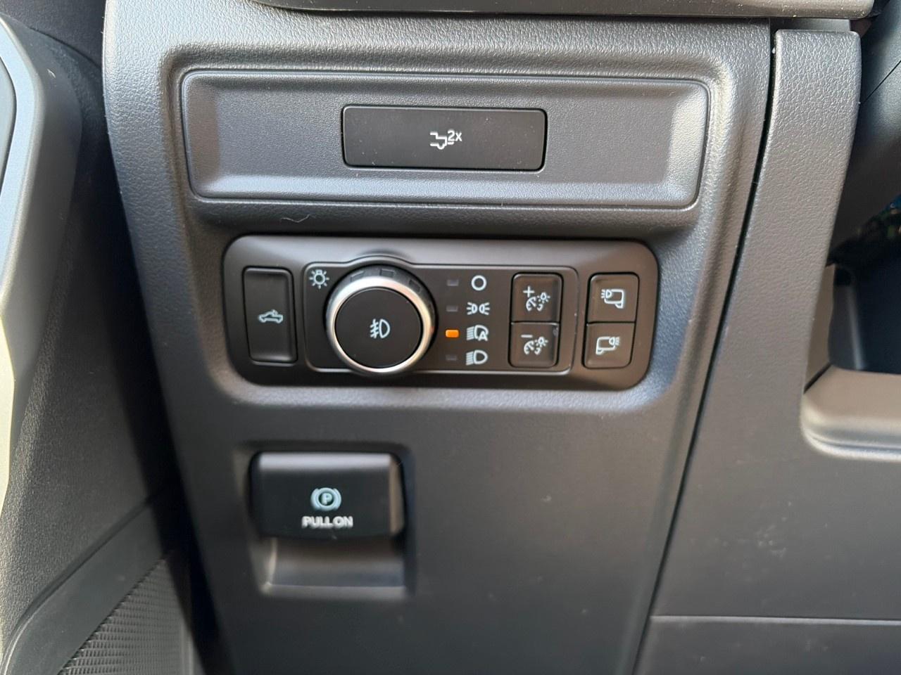 2026 Ford F-150 XLT 4WD SuperCrew 5.5' Box Photo