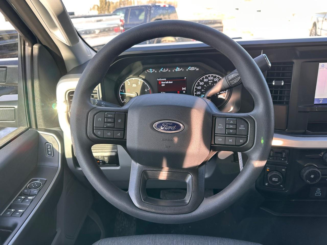 2026 Ford F-250 Super Duty SRW XL 4WD Crew Cab 6.75' Box Photo