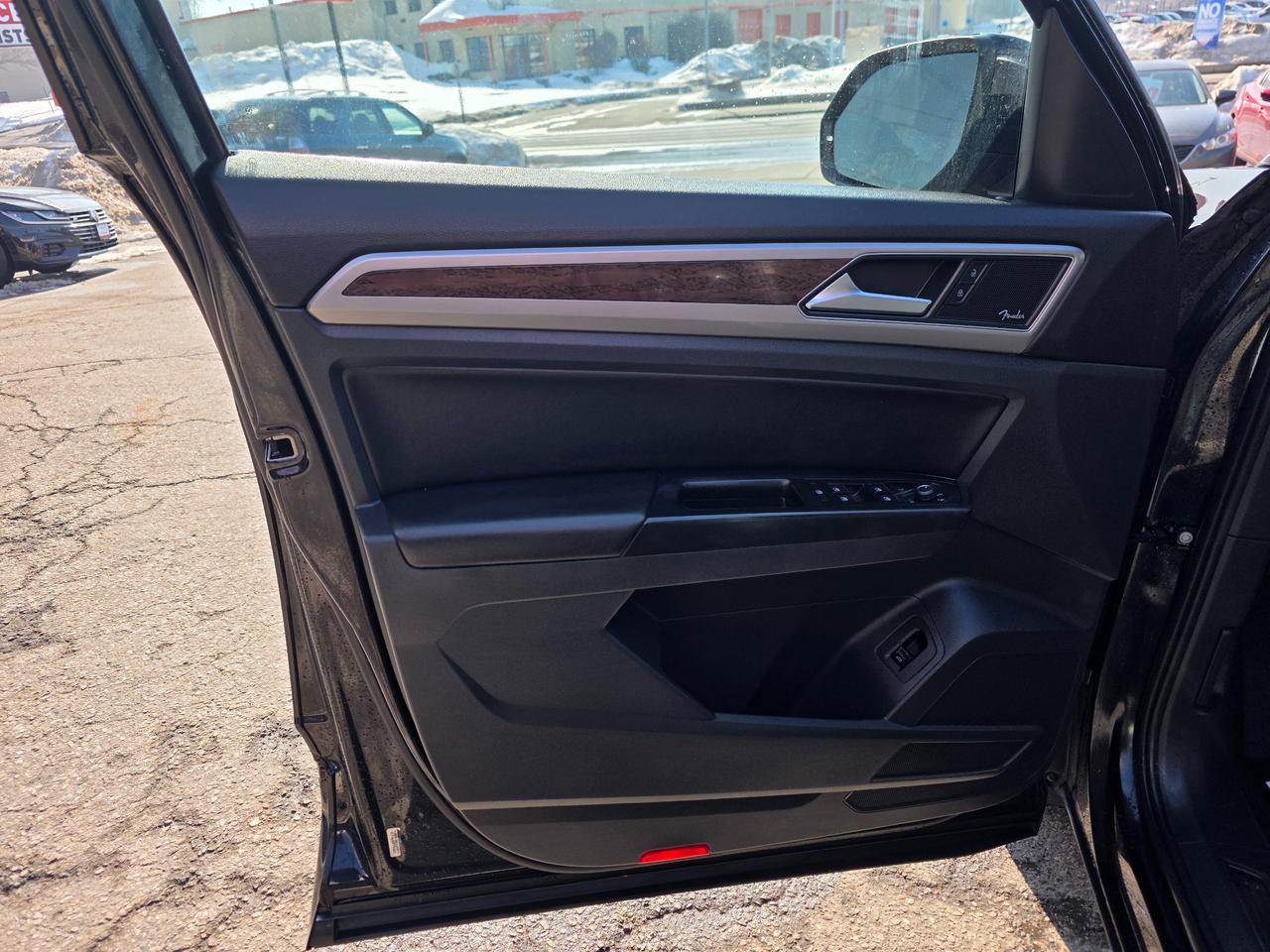 2019 Volkswagen Atlas 3.6 FSI Execline 7 Passenger | Accident Free | Loaded Photo