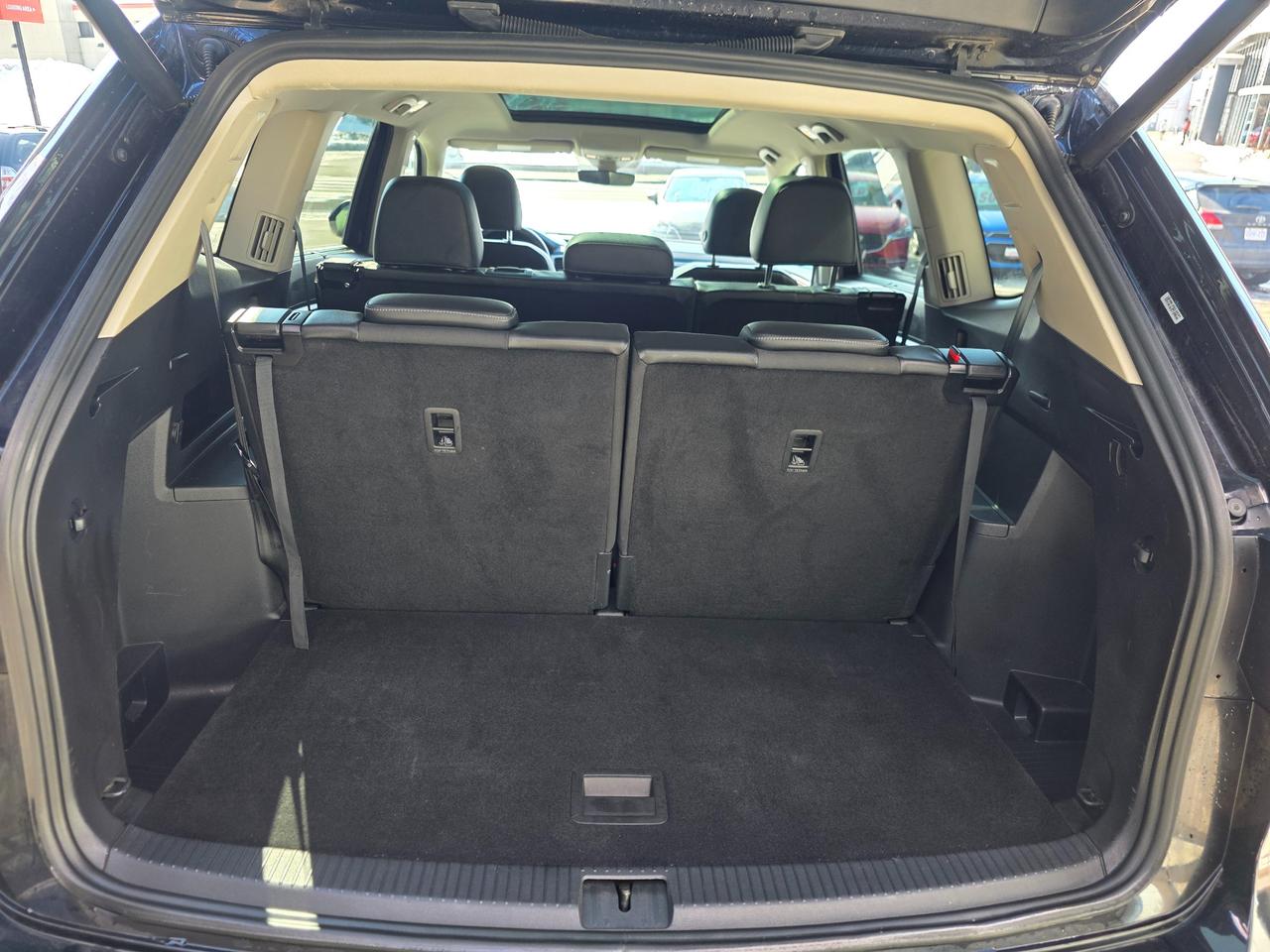 2019 Volkswagen Atlas 3.6 FSI Execline 7 Passenger | Accident Free | Loaded Photo