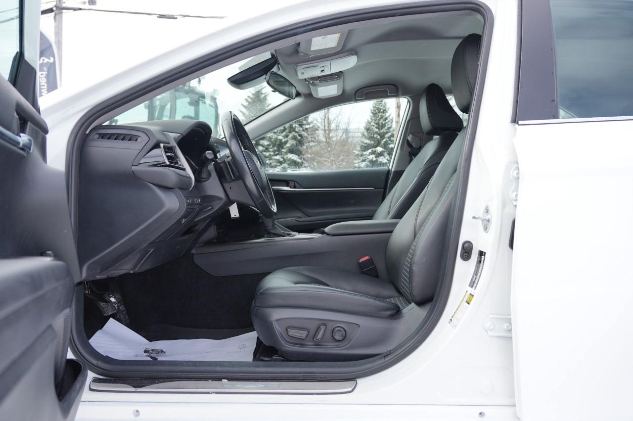 2023 Toyota Camry SE Auto Photo