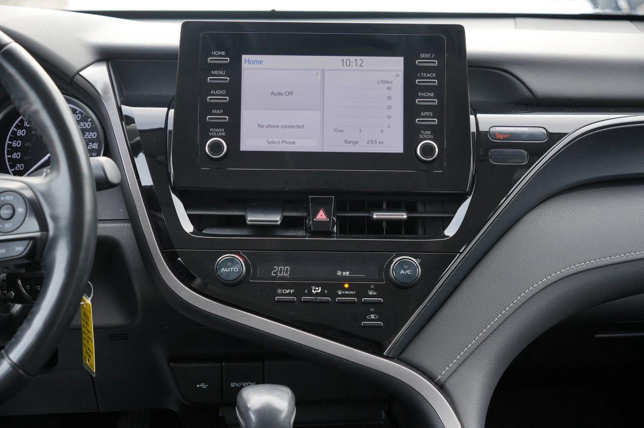 2023 Toyota Camry SE Auto Photo