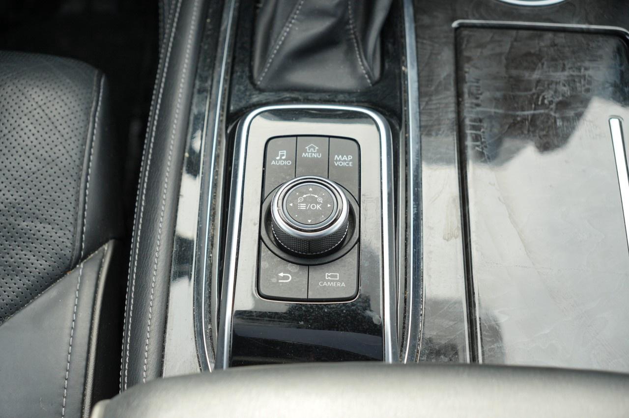 2024 Infiniti QX80 LUXE 8-Passenger Photo