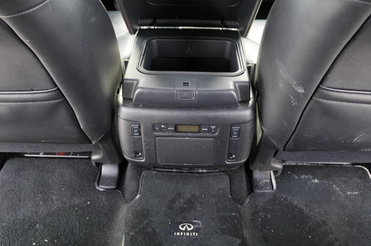 2024 Infiniti QX80 LUXE 8-Passenger Photo