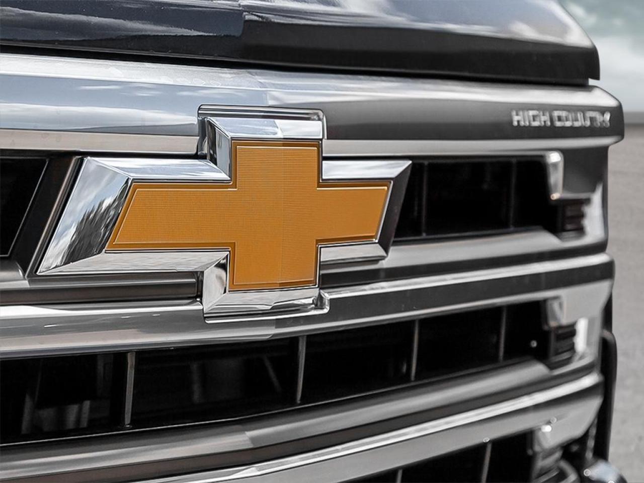 2026 Chevrolet Silverado 1500 Crew Cab Short Box 4-Wheel Drive High Country Photo