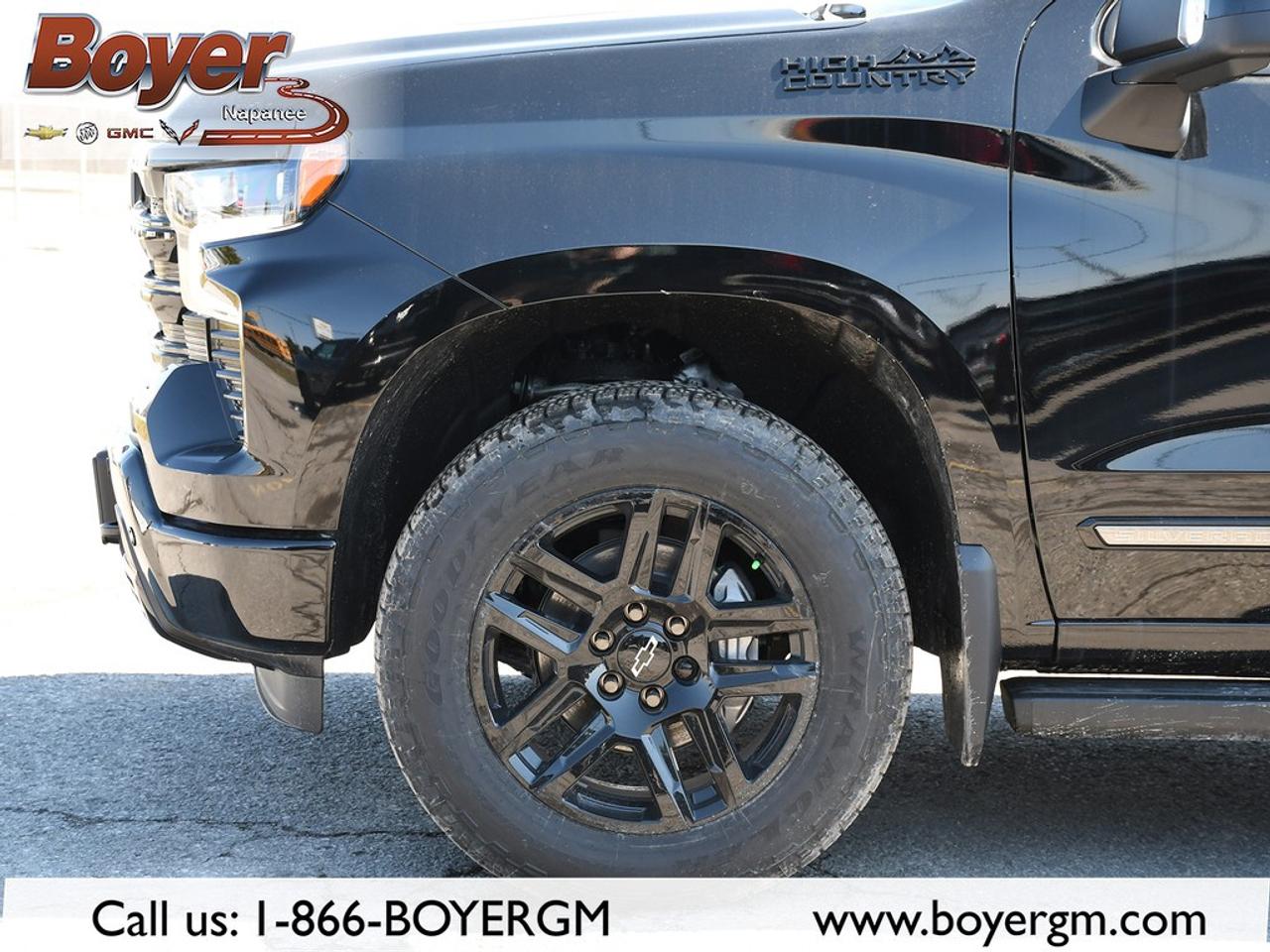 2026 Chevrolet Silverado 1500 Crew Cab Short Box 4-Wheel Drive High Country Photo3