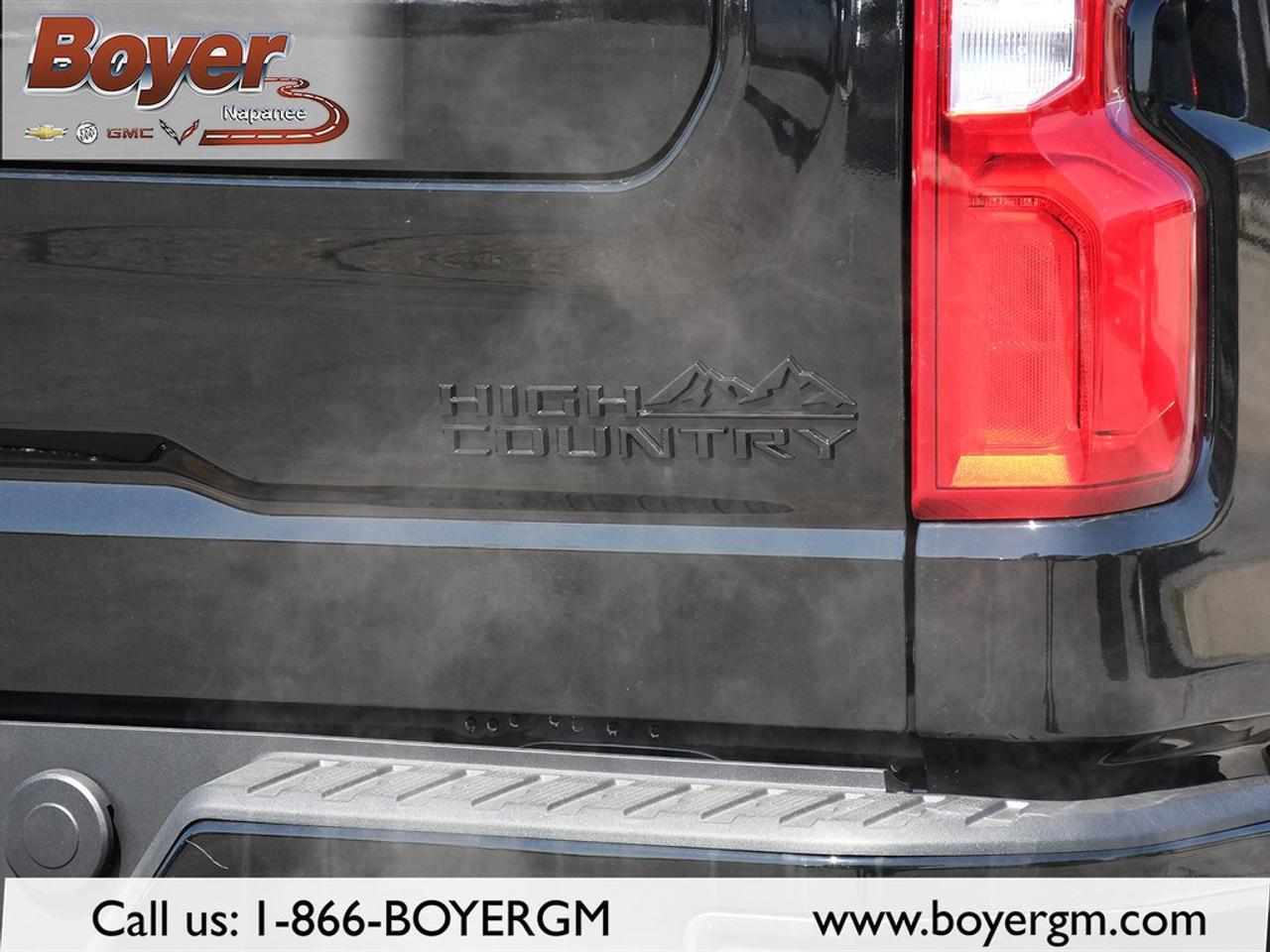 2026 Chevrolet Silverado 1500 Crew Cab Short Box 4-Wheel Drive High Country Photo