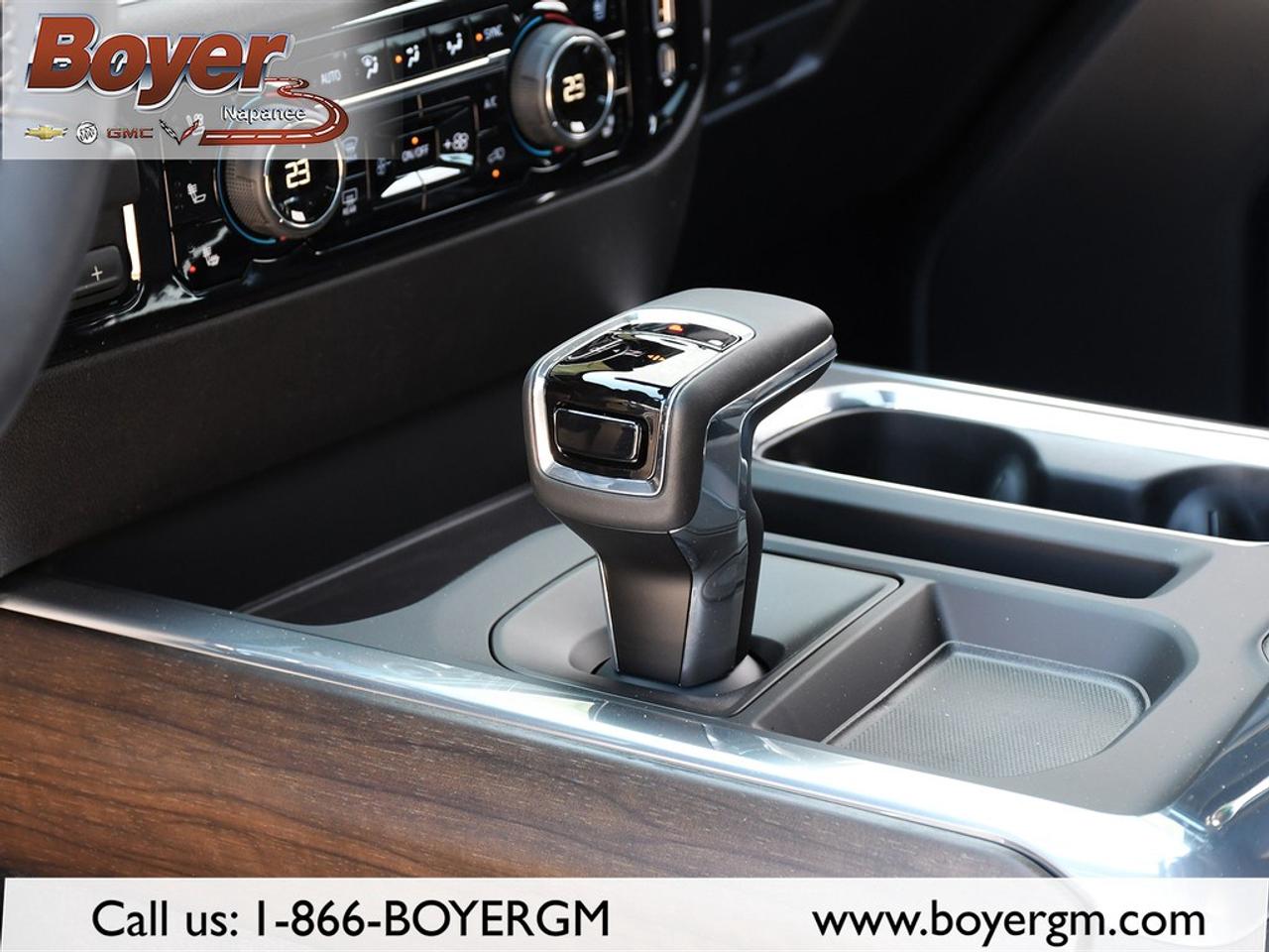 2026 Chevrolet Silverado 1500 Crew Cab Short Box 4-Wheel Drive High Country Photo