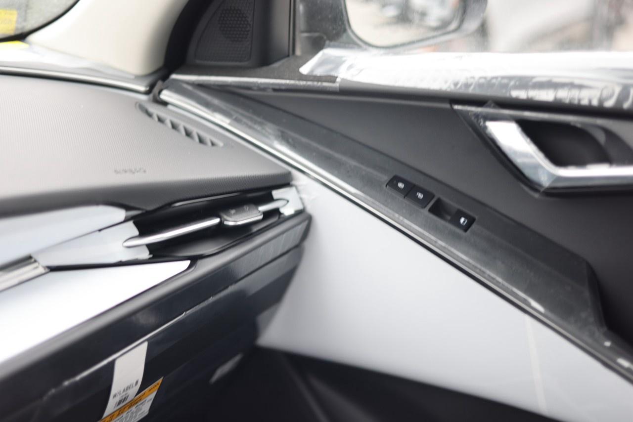 2026 Kia NIRO EV Wind  FWD Photo