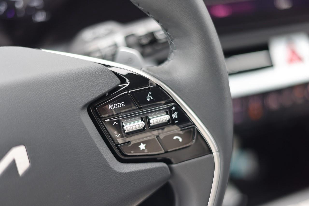 2026 Kia NIRO EV Wind  FWD Photo