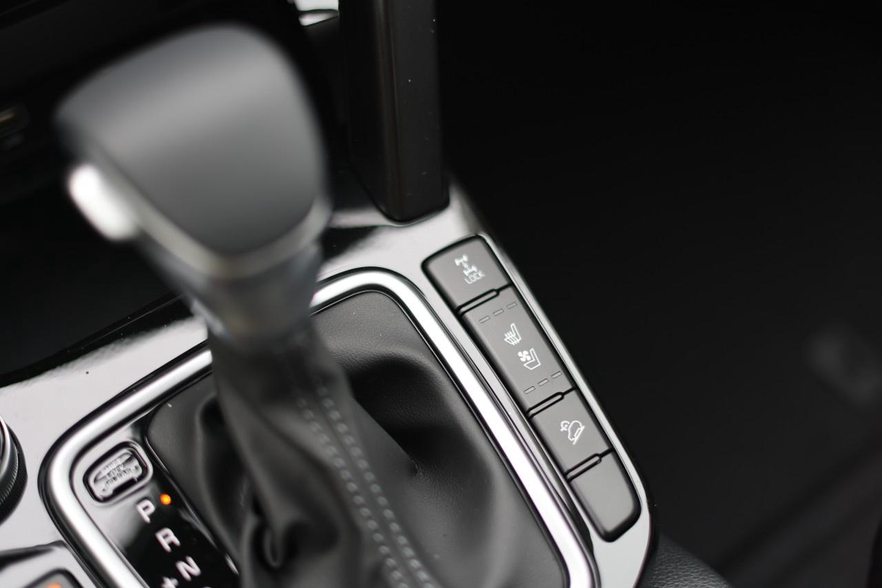 2026 Kia Seltos SX AWD w/Black Interior Photo